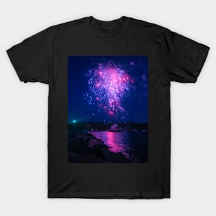 Fireworks and Reflections in the harbor T-Shirt